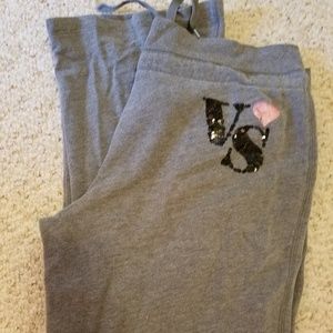 Victoria's Secret supermodel Essential sweatpants